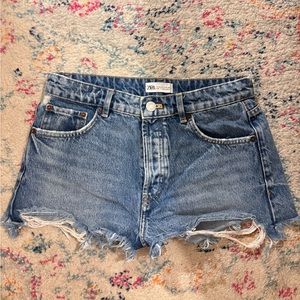 ZARA JEAN SHORTS